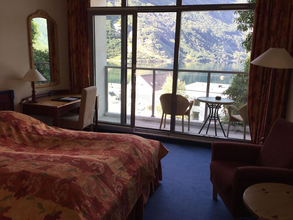 Havila Hotel Geiranger Esterno foto