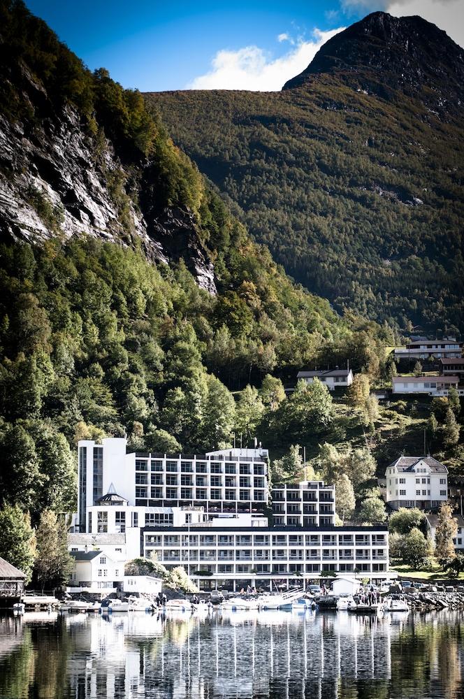 Havila Hotel Geiranger Esterno foto